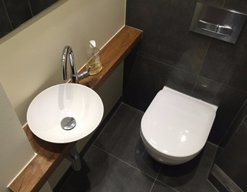 Geschmackvolles Bad im Altbau