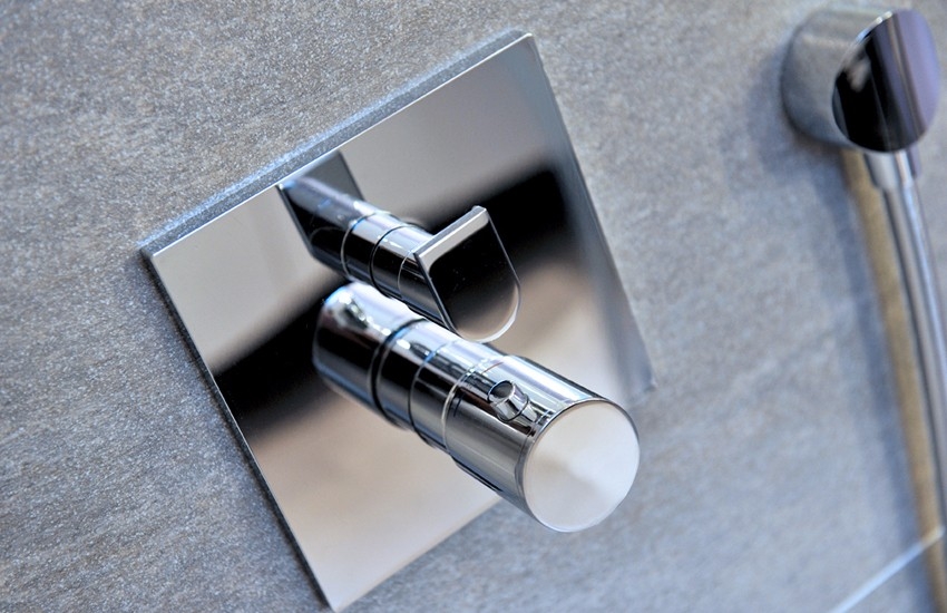 badmanufaktur-nuernberg-referenzen-badsanierung-farbenspiel-06