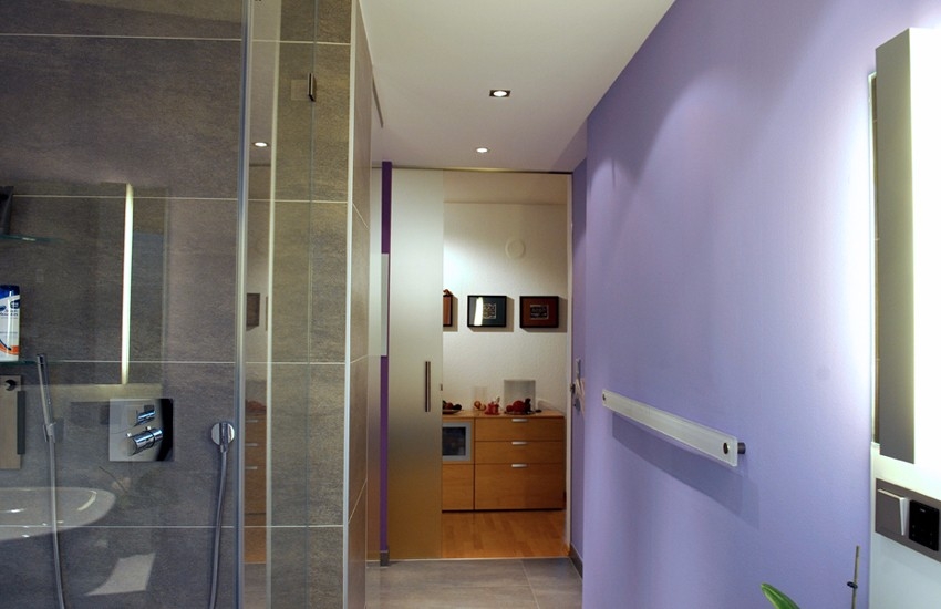 badmanufaktur-nuernberg-referenzen-badsanierung-farbenspiel-07