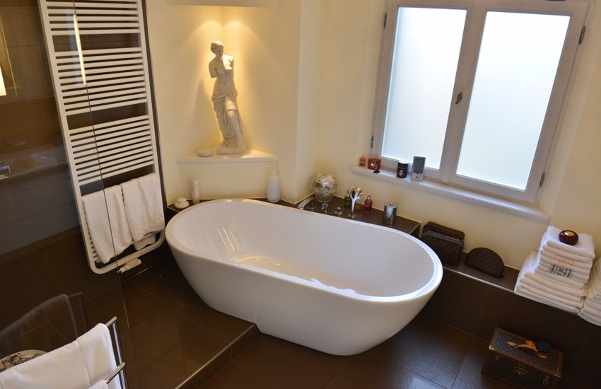 badmanufaktur-nuernberg-referenzen-badsanierung-jugendstil-10