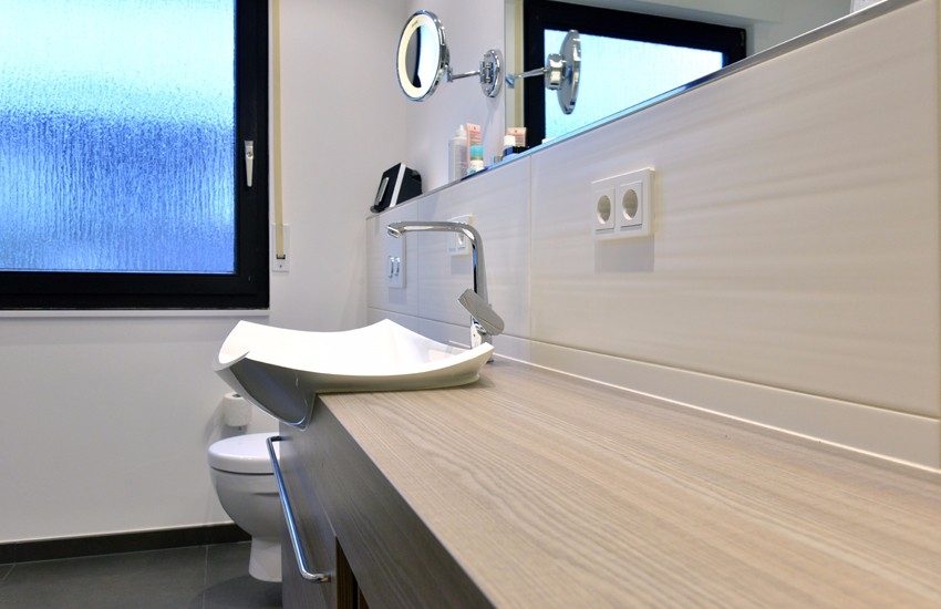 badmanufaktur-nuernberg-referenzen-badsanierung-zeitlos-05